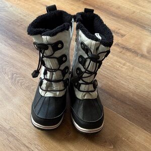 Totes Kids Black and White Snow Boots
